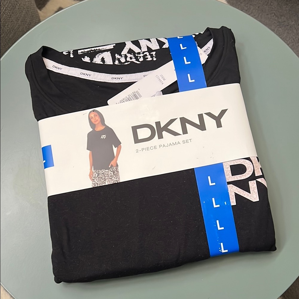 DKNY 2-Piece Women's Pajama Set
